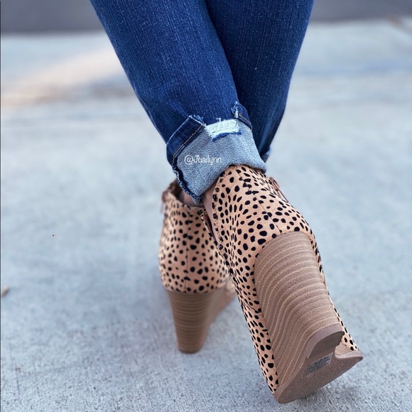 HP BEST IN SHOES Leopard Ankle cut bootie - Picture 5 of 8